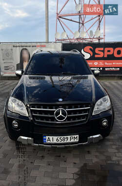 Внедорожник / Кроссовер Mercedes-Benz M-Class 2010 в 