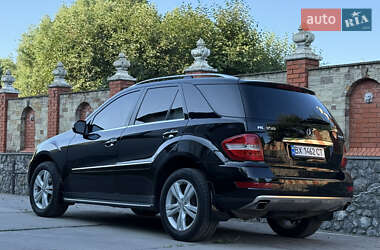 Внедорожник / Кроссовер Mercedes-Benz M-Class 2010 в 
