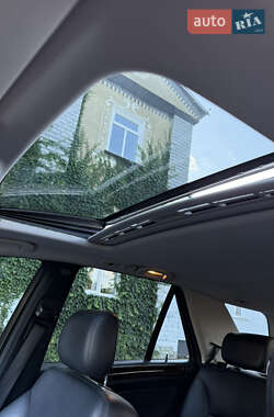 Внедорожник / Кроссовер Mercedes-Benz M-Class 2010 в 
