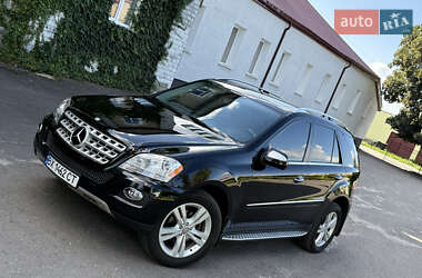 Внедорожник / Кроссовер Mercedes-Benz M-Class 2010 в 