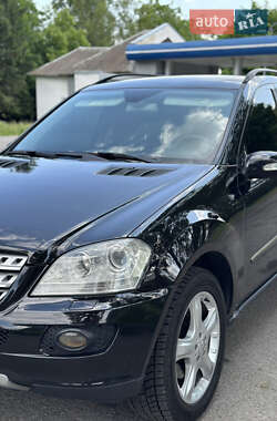 Внедорожник / Кроссовер Mercedes-Benz M-Class 2006 в 