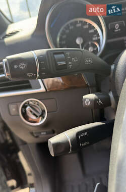 Внедорожник / Кроссовер Mercedes-Benz M-Class 2013 в 