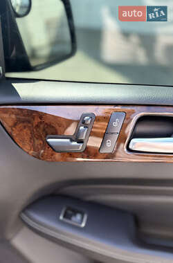 Внедорожник / Кроссовер Mercedes-Benz M-Class 2013 в 