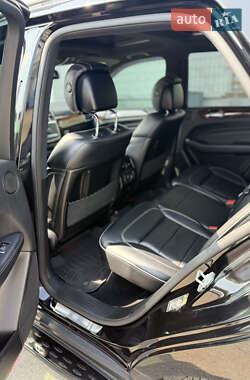 Внедорожник / Кроссовер Mercedes-Benz M-Class 2013 в 