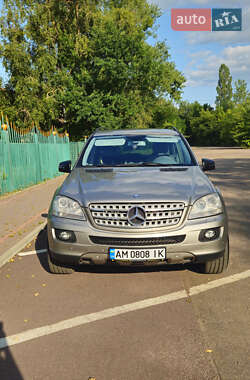 Внедорожник / Кроссовер Mercedes-Benz M-Class 2007 в 