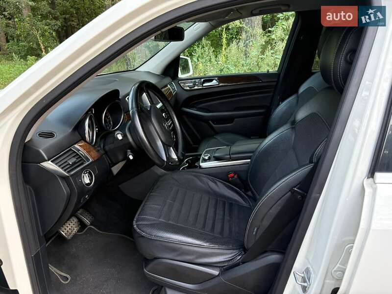 Внедорожник / Кроссовер Mercedes-Benz M-Class 2012 в Буче