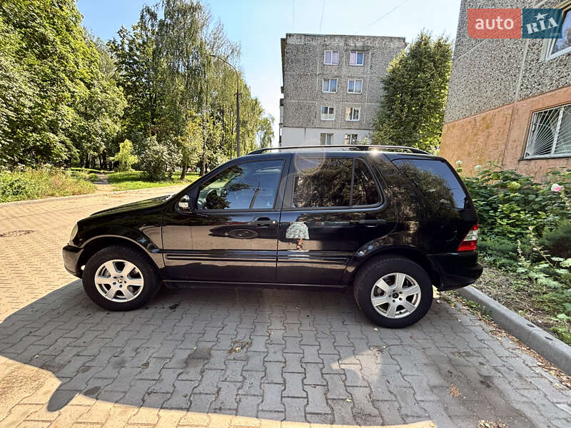 Внедорожник / Кроссовер Mercedes-Benz M-Class 2003 в 