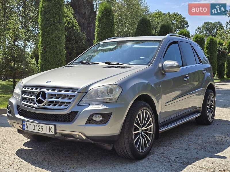 Позашляховик / Кросовер Mercedes-Benz M-Class 2010 в Калуші фото 9 Позашляховик / Кросовер Mercedes-Benz M-Class 2010 в Калуші