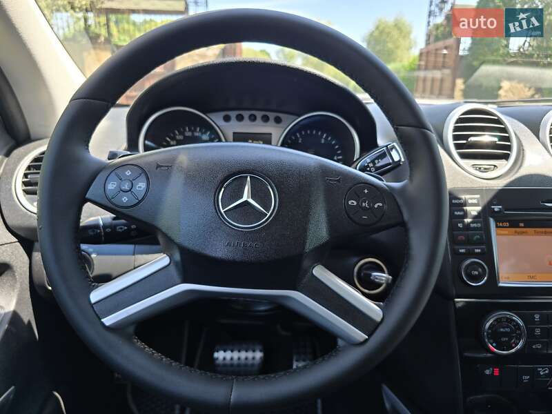 Позашляховик / Кросовер Mercedes-Benz M-Class 2010 в Калуші фото 39 Позашляховик / Кросовер Mercedes-Benz M-Class 2010 в Калуші