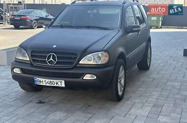 Внедорожник / Кроссовер Mercedes-Benz M-Class 2005 в 