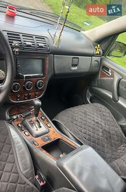 Внедорожник / Кроссовер Mercedes-Benz M-Class 2003 в 