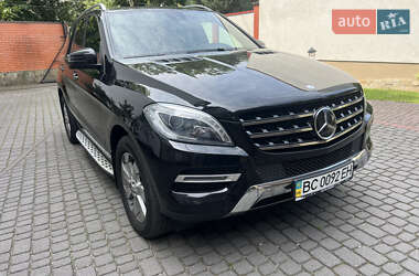 Внедорожник / Кроссовер Mercedes-Benz M-Class 2014 в Львове