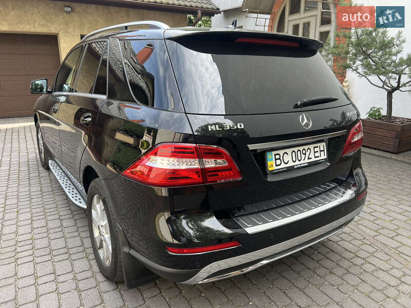 Внедорожник / Кроссовер Mercedes-Benz M-Class 2014 в Львове
