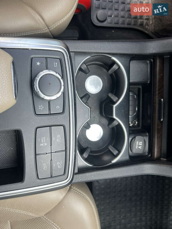 Внедорожник / Кроссовер Mercedes-Benz M-Class 2014 в Львове