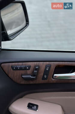 Внедорожник / Кроссовер Mercedes-Benz M-Class 2012 в 