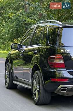 Внедорожник / Кроссовер Mercedes-Benz M-Class 2008 в 