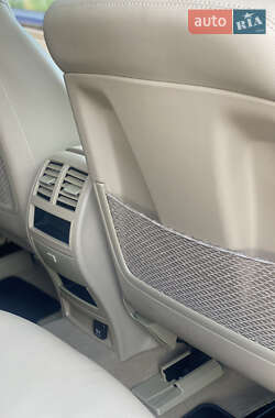 Внедорожник / Кроссовер Mercedes-Benz M-Class 2011 в 
