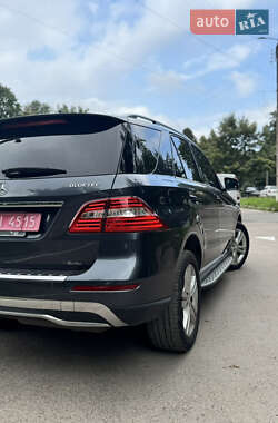 Внедорожник / Кроссовер Mercedes-Benz M-Class 2014 в 
