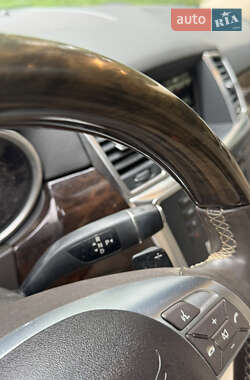 Внедорожник / Кроссовер Mercedes-Benz M-Class 2014 в 