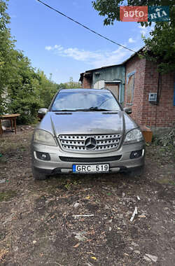 Внедорожник / Кроссовер Mercedes-Benz M-Class 2006 в Краматорске