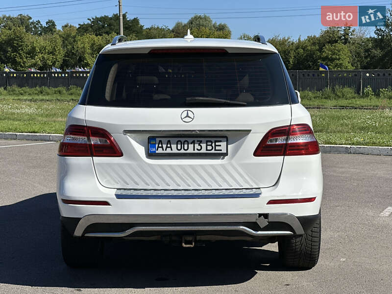 Позашляховик / Кросовер Mercedes-Benz M-Class 2015 в Києві