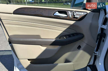 Внедорожник / Кроссовер Mercedes-Benz M-Class 2015 в 