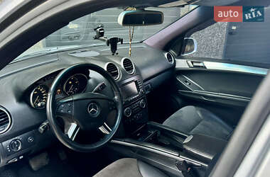 Позашляховик / Кросовер Mercedes-Benz M-Class 2005 в 