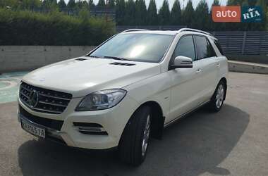 Внедорожник / Кроссовер Mercedes-Benz M-Class 2013 в 