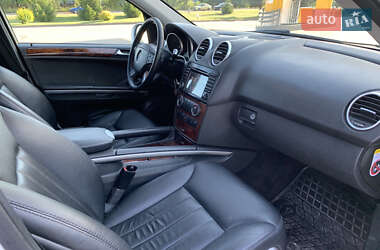 Внедорожник / Кроссовер Mercedes-Benz M-Class 2006 в 