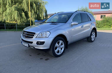 Внедорожник / Кроссовер Mercedes-Benz M-Class 2006 в 