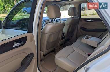 Внедорожник / Кроссовер Mercedes-Benz M-Class 2013 в 