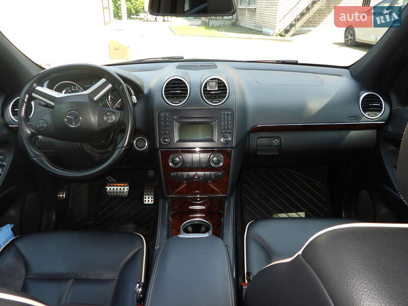 Позашляховик / Кросовер Mercedes-Benz M-Class 2011 в Запоріжжі