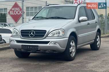 Внедорожник / Кроссовер Mercedes-Benz M-Class 2002 в 