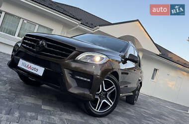 Внедорожник / Кроссовер Mercedes-Benz M-Class 2011 в 