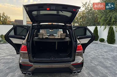 Внедорожник / Кроссовер Mercedes-Benz M-Class 2011 в 
