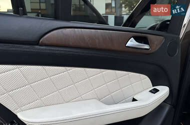 Внедорожник / Кроссовер Mercedes-Benz M-Class 2011 в 