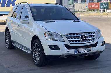 Внедорожник / Кроссовер Mercedes-Benz M-Class 2009 в 