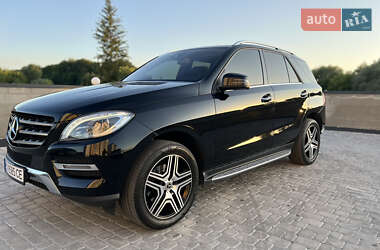 Внедорожник / Кроссовер Mercedes-Benz M-Class 2013 в 