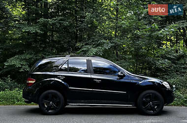 Внедорожник / Кроссовер Mercedes-Benz M-Class 2007 в 
