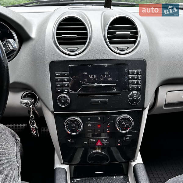 Внедорожник / Кроссовер Mercedes-Benz M-Class 2007 в Киеве