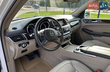 Внедорожник / Кроссовер Mercedes-Benz M-Class 2012 в 