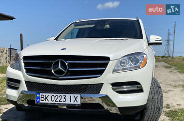 Внедорожник / Кроссовер Mercedes-Benz M-Class 2012 в 