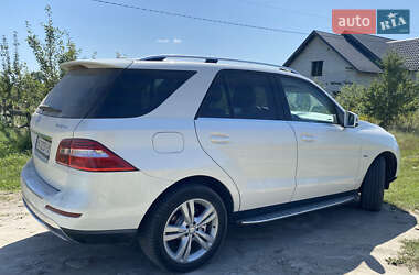 Внедорожник / Кроссовер Mercedes-Benz M-Class 2012 в 
