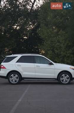 Внедорожник / Кроссовер Mercedes-Benz M-Class 2012 в 