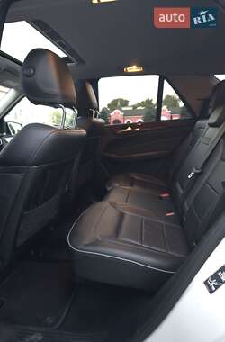 Внедорожник / Кроссовер Mercedes-Benz M-Class 2012 в 