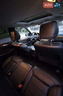 Внедорожник / Кроссовер Mercedes-Benz M-Class 2012 в 