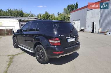 Внедорожник / Кроссовер Mercedes-Benz M-Class 2008 в 