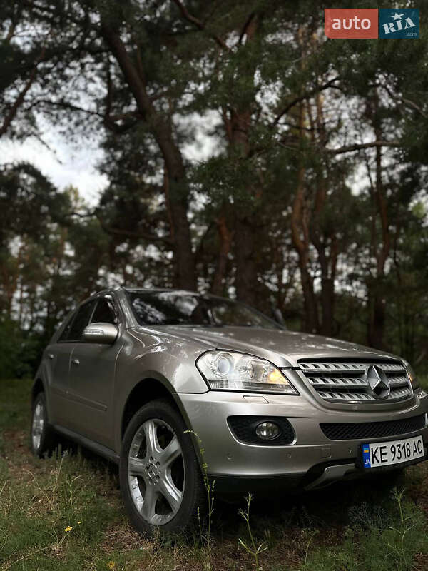 Внедорожник / Кроссовер Mercedes-Benz M-Class 2008 в Павлограде