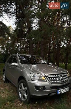 Mercedes-Benz M-Class 2008