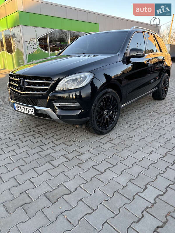 Внедорожник / Кроссовер Mercedes-Benz M-Class 2014 в Виннице
